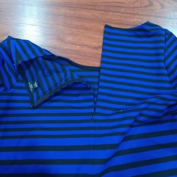 ANN TAYLOR - Picture 3 of 3